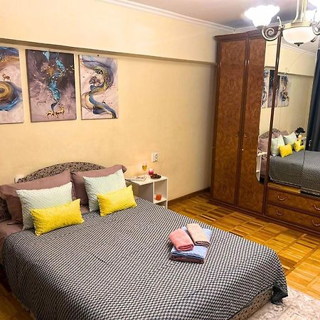 Comfort Almaty Bagian luar foto